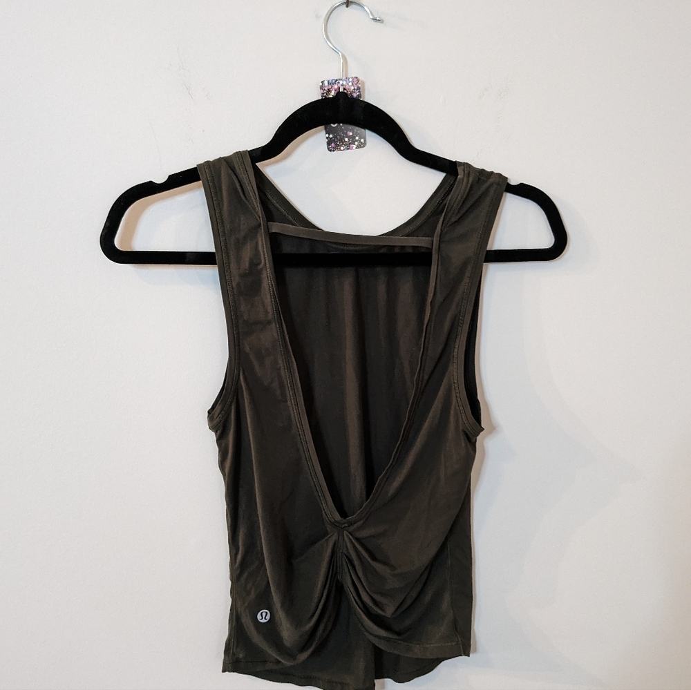 43. Lululemon Tank - Picture 2 of 2